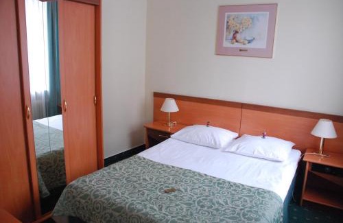 Osiedle Centrum Hotel | Hotel Cristal Białystok