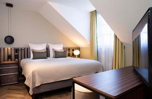 Paquis-Temple Hotel | Hotel D Geneva