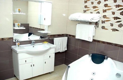 Bab Ezzouar Hotel | Hotel Dar El Aaz