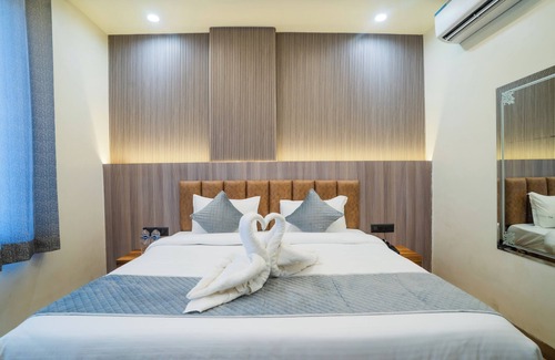 Tonk Road Hotel | Hotel De Grand Dwarka
