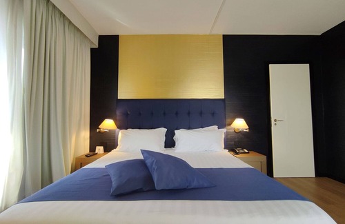 Avellino Hotel | Hotel De La Ville Avellino