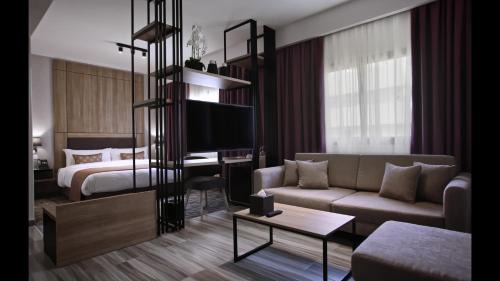 Ras Al Nabaa Hotel | Hotel De Ville