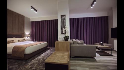Ras Al Nabaa Hotel | Hotel De Ville
