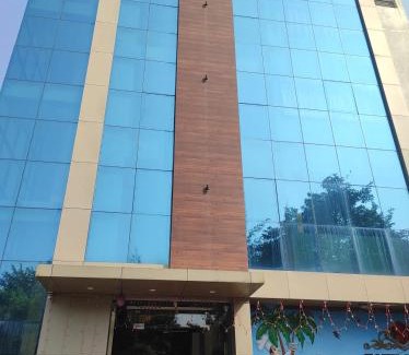 Ganpatipule Hotel | Hotel Deepak Executive, Ganpatipule
