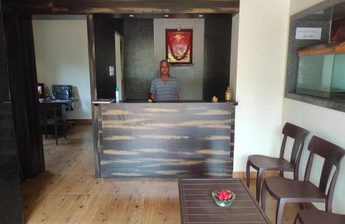 Ganpatipule Hotel | Hotel Deepak Executive, Ganpatipule