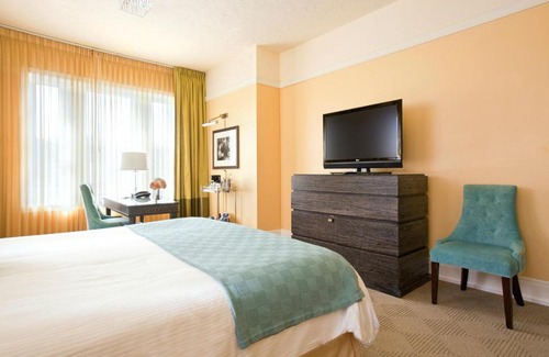 Goose Hollow Hotel | Hotel DeLuxe