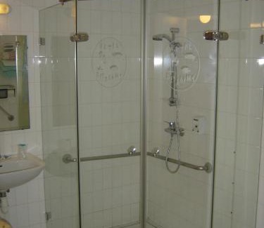 Lancieux Hotel | Hotel Des Bains