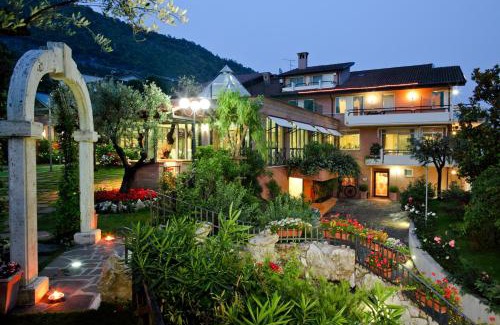 Sant'Elia Fiumerapido Hotel | Hotel Des Reves