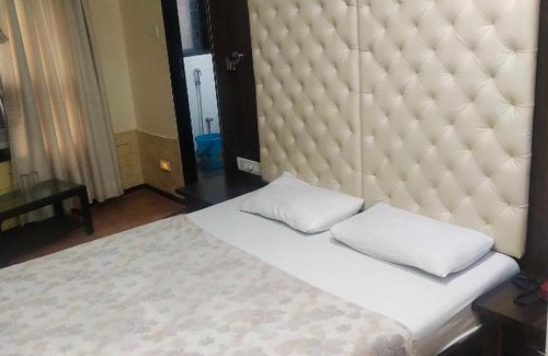 Thane West Hotel | Hotel Divya International