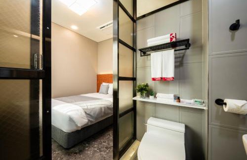 Sungin-dong Hotel | Hotel DM