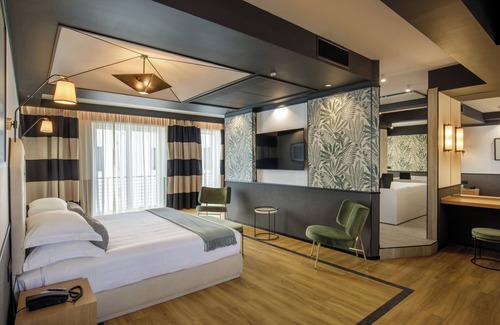 Tor Sapienza Hotel | Hotel Domidea