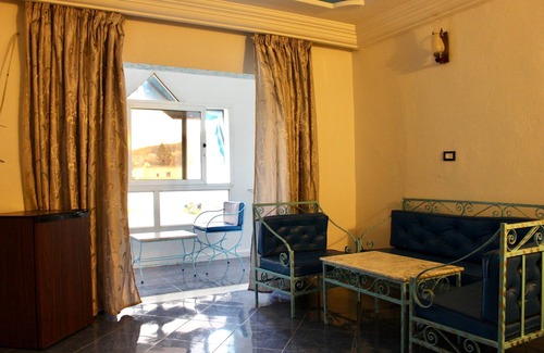 Hammam Chatt Hotel | Hotel Donia