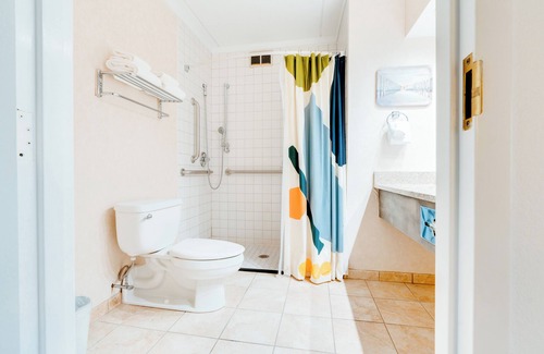 North Adams Hotel | Hotel Downstreet, an Ascend Collection Hotel
