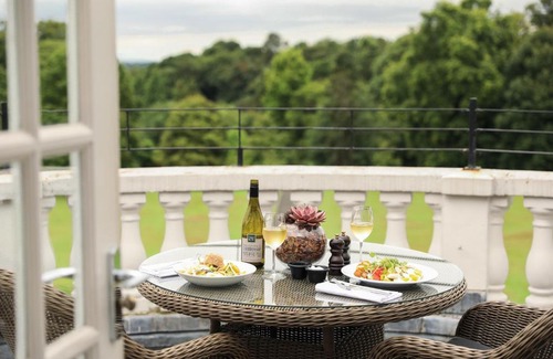 Village Hotel | Hotel du Vin Cannizaro House Wimbledon