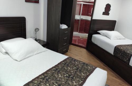Azogues Hotel | Hotel el Che No apto para corruptos