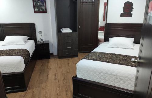 Azogues Hotel | Hotel el Che No apto para corruptos