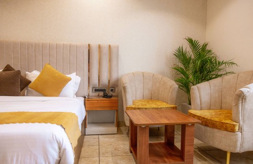 Mohali Hotel | Hotel Eminence