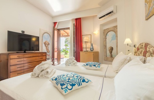 Vulcano Porto Hotel | Hotel Eros