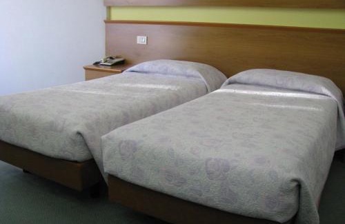Bolognano-Vignole Hotel | Hotel Everest Arco