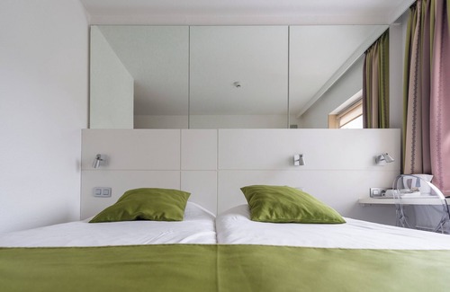 Laken Hotel | Hotel Expo