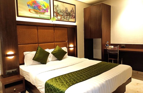 Panvel Hotel | Hotel Express INN, Panvel
