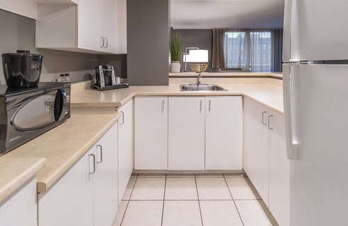 Quartier des Spectacles Apartment | Hotel Faubourg Montreal
