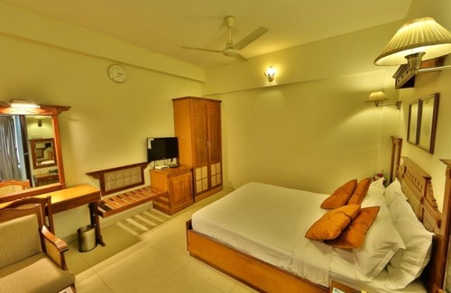 Thamaraparambu Hotel | Hotel Fort Queen