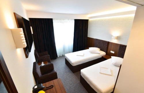Ploiesti Hotel | Hotel Forum