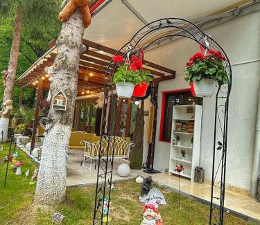 Moroeni Hotel | Hotel Gâlma