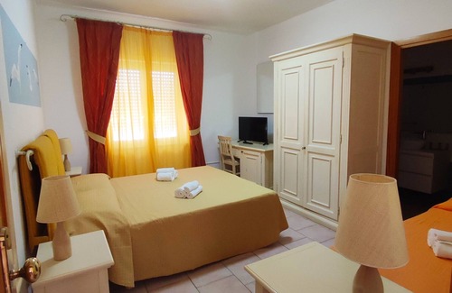 Trinita d'Agultu e Vignola Hotel | Hotel Gabbiano - Agenzia Isola Rossa