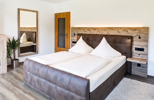 Merl Hotel | Hotel Garni Cafe im Hamm
