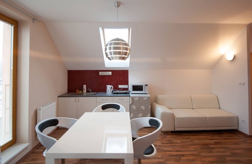 Cesky Krumlov Hotel | Hotel Garni Pod Skalkou