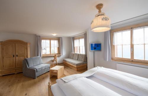 Andiast Hotel | Hotel Garni Postigliun Andiast