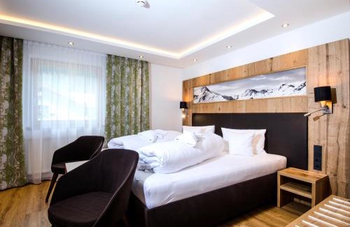 Ischgl Bed & Breakfast | Hotel Garni Siegele - inklusive Silvretta-Card PREMIUM