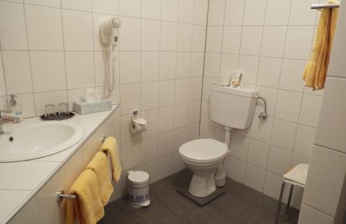 Gewissenruh Hotel | Hotel garni Zum Reinhardswald