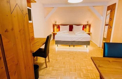 Altstadt Hotel | Hotel Gasthaus zur Sonne