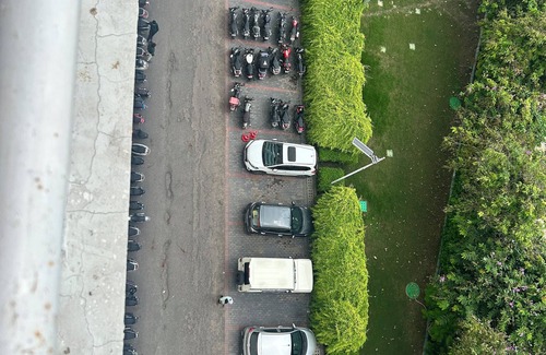 Gomti Nagar Apartment | Hotel Gaurav Heights
