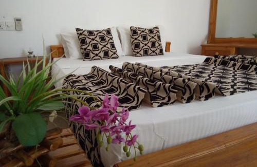 Thanamalvila Hotel | Hotel Gayan's