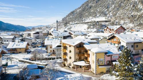 Ziano di Fiemme Hotel | Hotel Genzianella