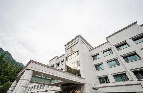 Gumi Hotel | Hotel Geumosan