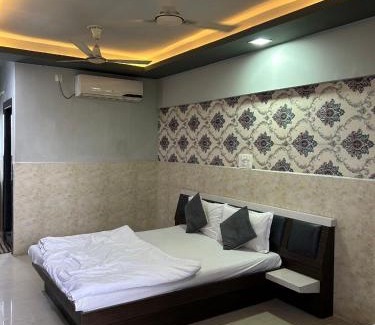 Ahmedabad House | Hotel Gokul