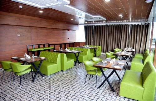 Gwalior Hotel | Hotel Gold Inn