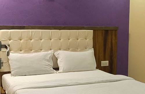 Jogeshwari West Hotel | Hotel Golden Park