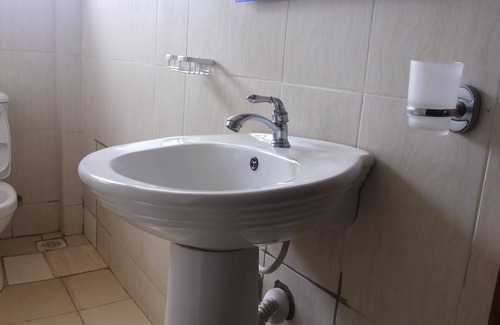 Lira Hotel | Hotel Good News