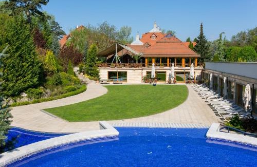 Tata Hotel | Hotel Gottwald