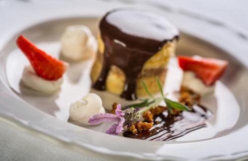 Tata Hotel | Hotel Gottwald