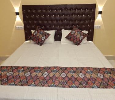 Hilsa Hotel | Hotel Grand Arya