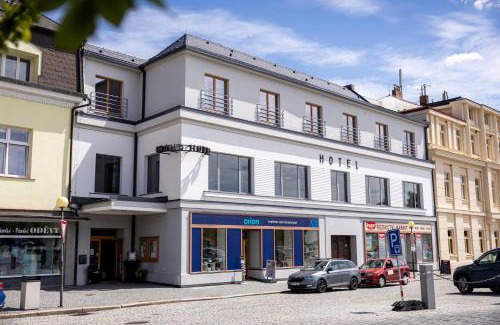 Caslav Hotel | Hotel Grand