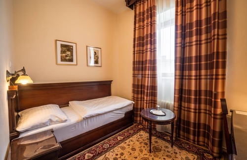 Uherske Hradiste Hotel | Hotel Grand