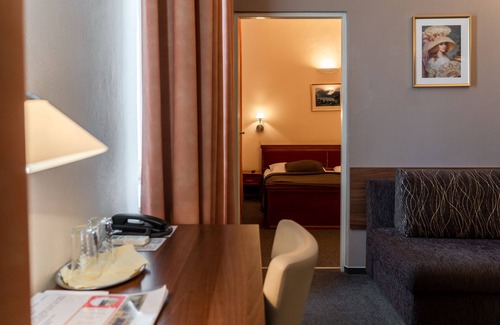 Uherske Hradiste Hotel | Hotel Grand